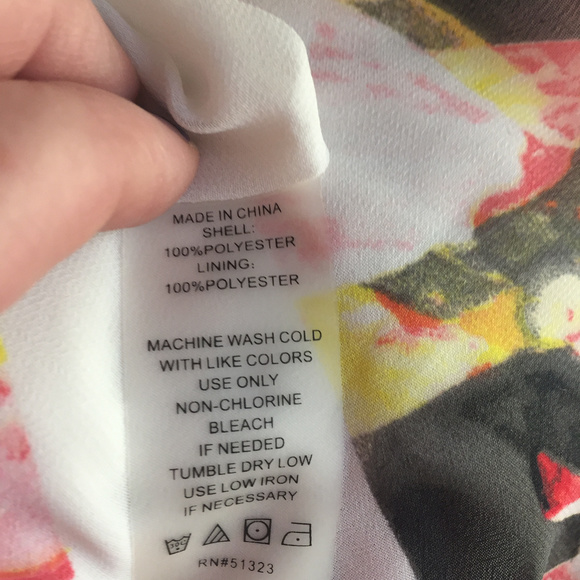 Beauitful Top for Summer - Picture 3 of 3